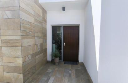 Herverkoop - Vrijstaande villa - Algorfa