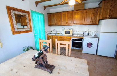 Herverkoop - Halfvrijstaande villa - Algorfa