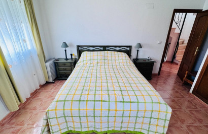 Herverkoop - Halfvrijstaande villa - Algorfa