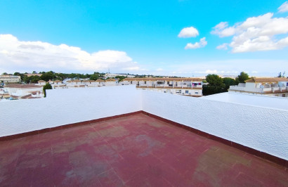 Herverkoop - Halfvrijstaande villa - Algorfa