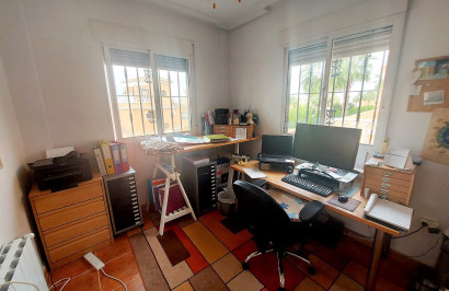 Herverkoop - Vrijstaande villa - Algorfa