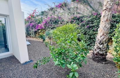 Reventa - Villa independiente - Algorfa