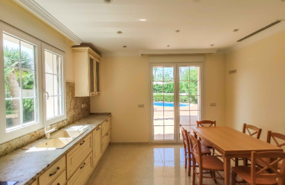 Obra nueva - Villa independiente - Cabo Roig