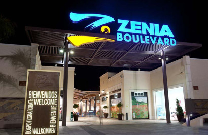 Obra nueva - Villa independiente - Cabo Roig