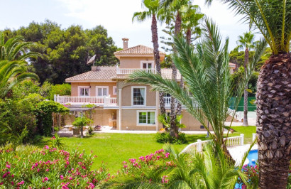 Resale - Detached Villa - Villamartín