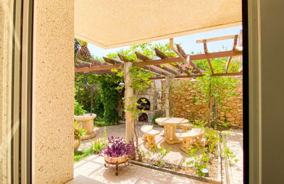 Resale - Detached Villa - Villamartín