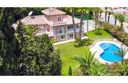 Resale - Detached Villa - Villamartín