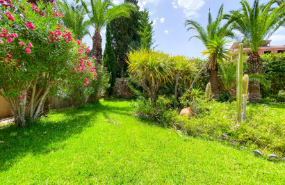 Resale - Detached Villa - Villamartín