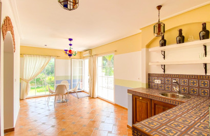 Resale - Detached Villa - Villamartín