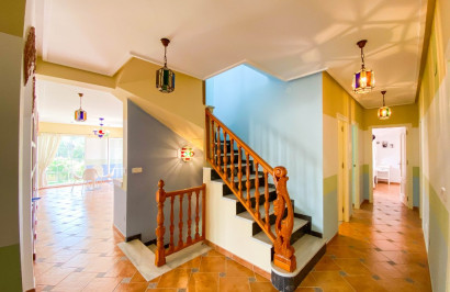 Resale - Detached Villa - Villamartín