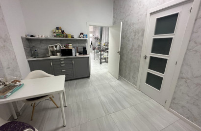 Resale - Commercial Unit - La Zenia