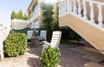 Reventa - Villa independiente - Los Altos