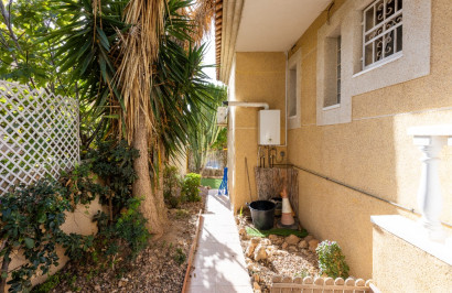 Reventa - Villa independiente - Los Altos