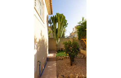 Reventa - Villa independiente - Los Altos