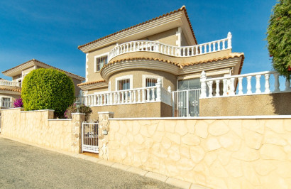 Resale - Detached Villa - Los Altos