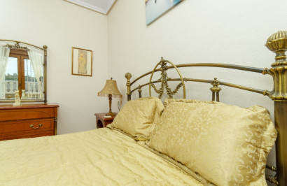 Resale - Detached Villa - Los Altos