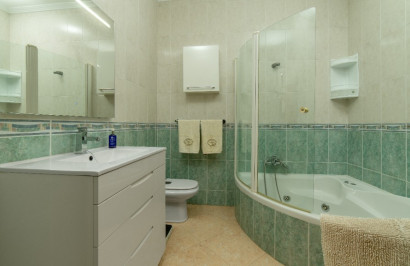 Resale - Detached Villa - Los Altos