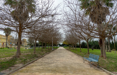 Resale - Detached Villa - Los Altos