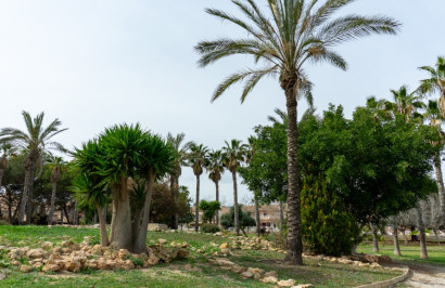 Resale - Detached Villa - Los Altos