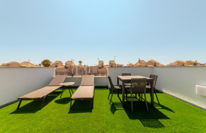 Reventa - Villa independiente - Torrevieja