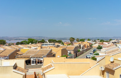 Reventa - Villa independiente - Torrevieja