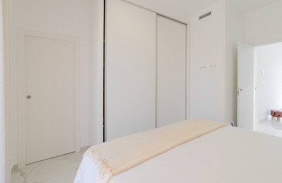 Reventa - Villa independiente - Torrevieja