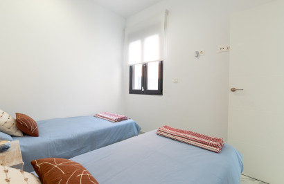 Reventa - Villa independiente - Torrevieja