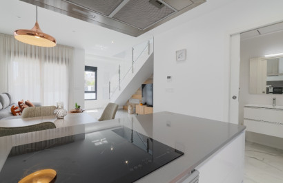 Reventa - Villa independiente - Torrevieja