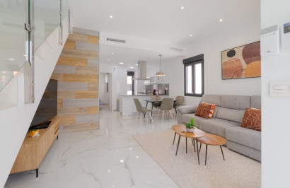 Reventa - Villa independiente - Torrevieja