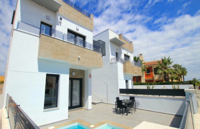 Reventa - Villa independiente - Torrevieja