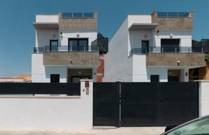 Reventa - Villa independiente - Torrevieja