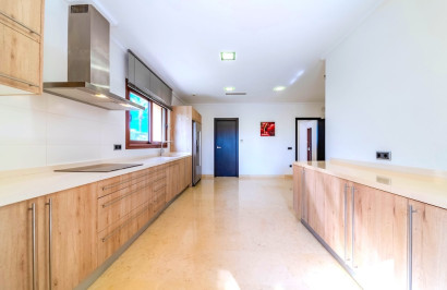 Resale - Detached Villa - Cabo Roig