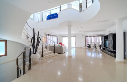 Resale - Detached Villa - Cabo Roig