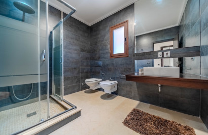 Resale - Detached Villa - Cabo Roig