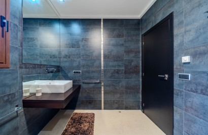 Resale - Detached Villa - Cabo Roig