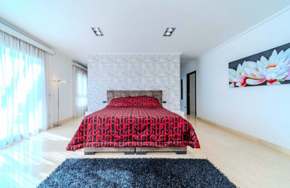 Resale - Detached Villa - Cabo Roig