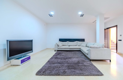 Resale - Detached Villa - Cabo Roig