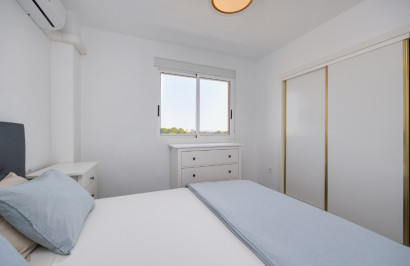 Resale - Apartment / Flat - Punta Prima