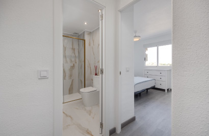 Resale - Apartment / Flat - Punta Prima