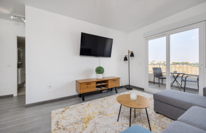 Resale - Apartment / Flat - Punta Prima