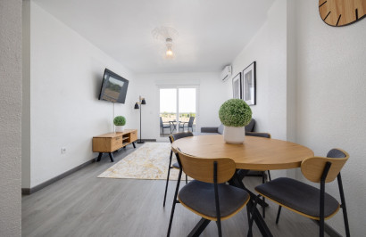 Resale - Apartment / Flat - Punta Prima