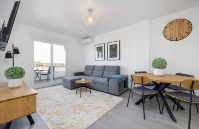 Resale - Apartment / Flat - Punta Prima