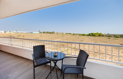 Resale - Apartment / Flat - Punta Prima