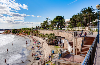 Resale - Apartment / Flat - Punta Prima