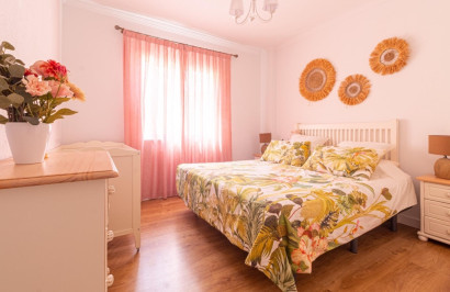 Resale - Apartment / Flat - Torrevieja - La Veleta
