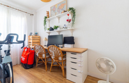 Resale - Apartment / Flat - Torrevieja - La Veleta