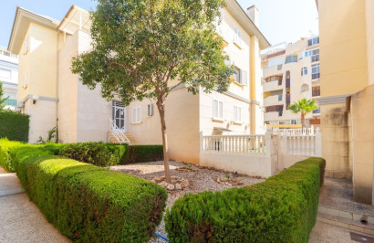 Resale - Apartment / Flat - Torrevieja - La Veleta