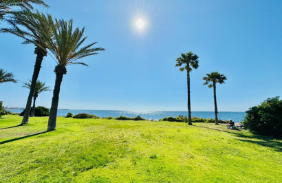 Resale - Apartment / Flat - Torrevieja - La Veleta