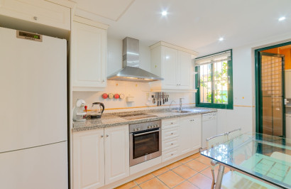 Reventa - Casa de Pueblo - Finestrat