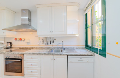 Reventa - Casa de Pueblo - Finestrat